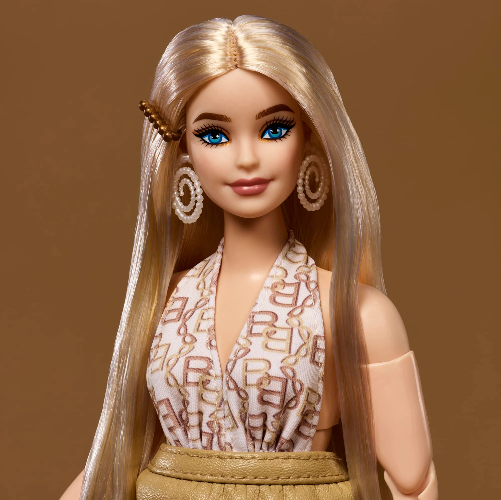 Barbie You Create Barbie Basics Neutral Kit 003, Poupée Mannequin Personnalisable et Vêtements Universels - Image 5