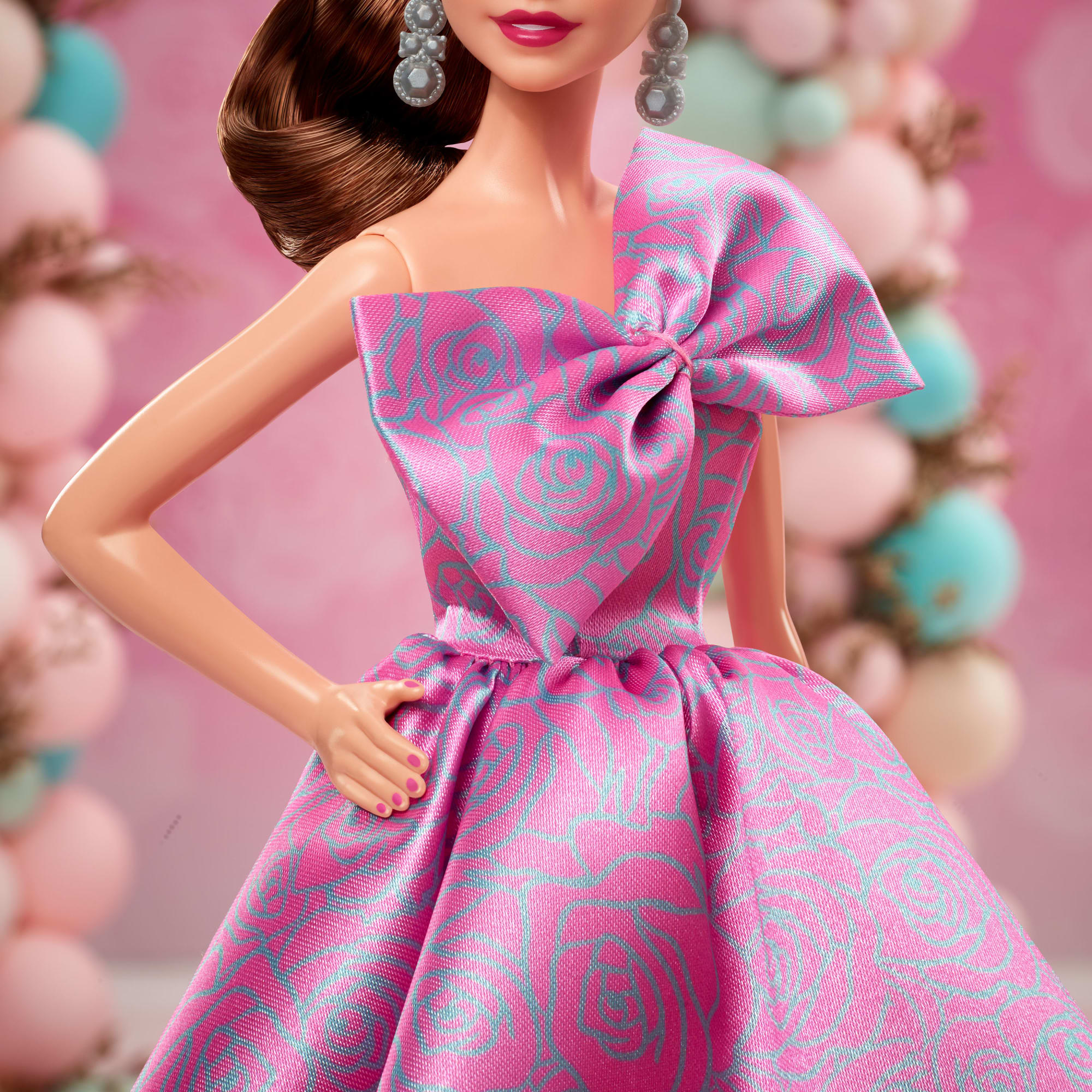 Barbie Signature Birthday Wishes Doll, Collectible Fashion Doll in Satiny, Pink Dress - Image 4