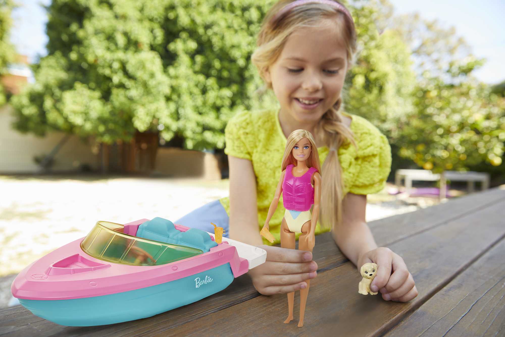 Barbie-Hors-Bord de Barbie-3 Poupées Avec Chiot et Accessoires - Image 2