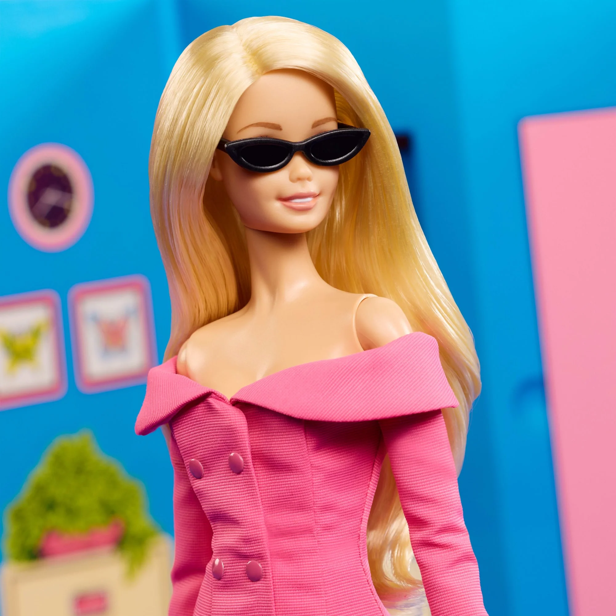Barbie Signature Styled By Andrew Mukamal Poupée Barbie Avec 3 Tenues Pour Le Jour et La Nuit et Accessoires - Image 3