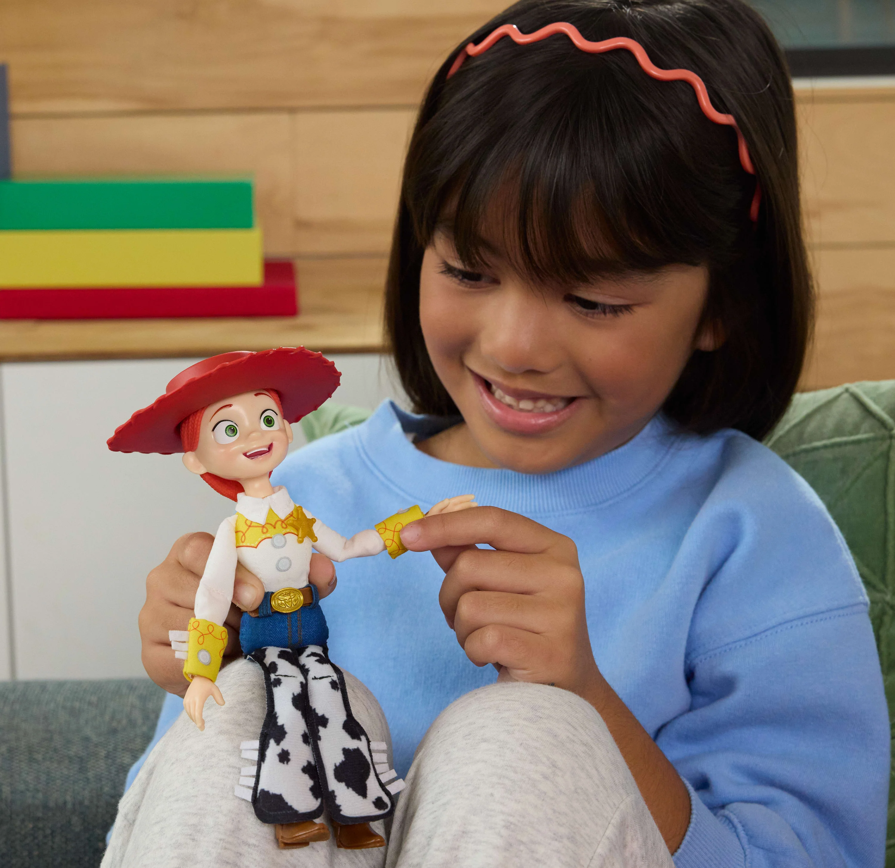Disney And Pixar Toy Story 5 Jessie Ragdoll Edition Figure, 7 Inch Playscale Movie Accurate - Image 2