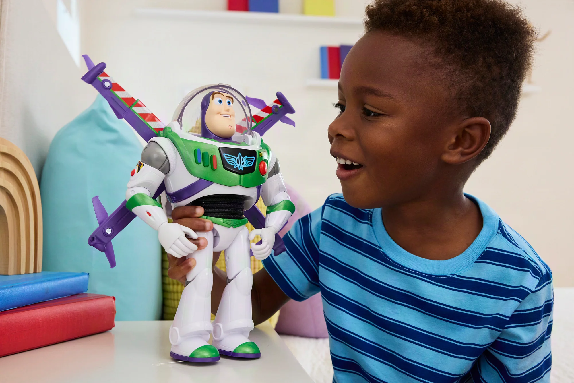 Disney And Pixar Toy Story Flight Mode Hi-Tech Edition Buzz Lightyear - Image 2