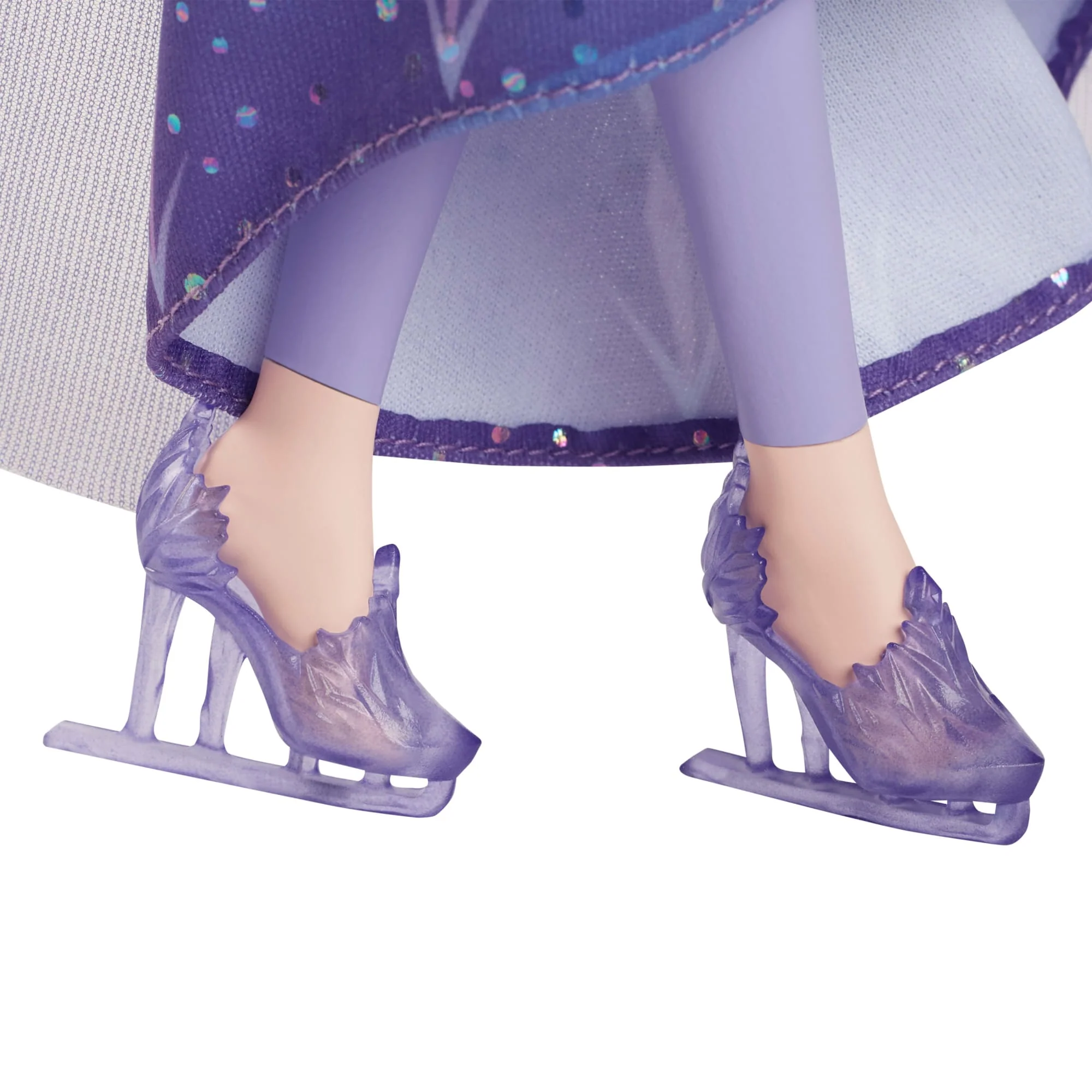 Disney Frozen Ice-Skating Elsa Fashion Doll With Skates & Shoes inspired By Frozen: Winter Festival - Image 5