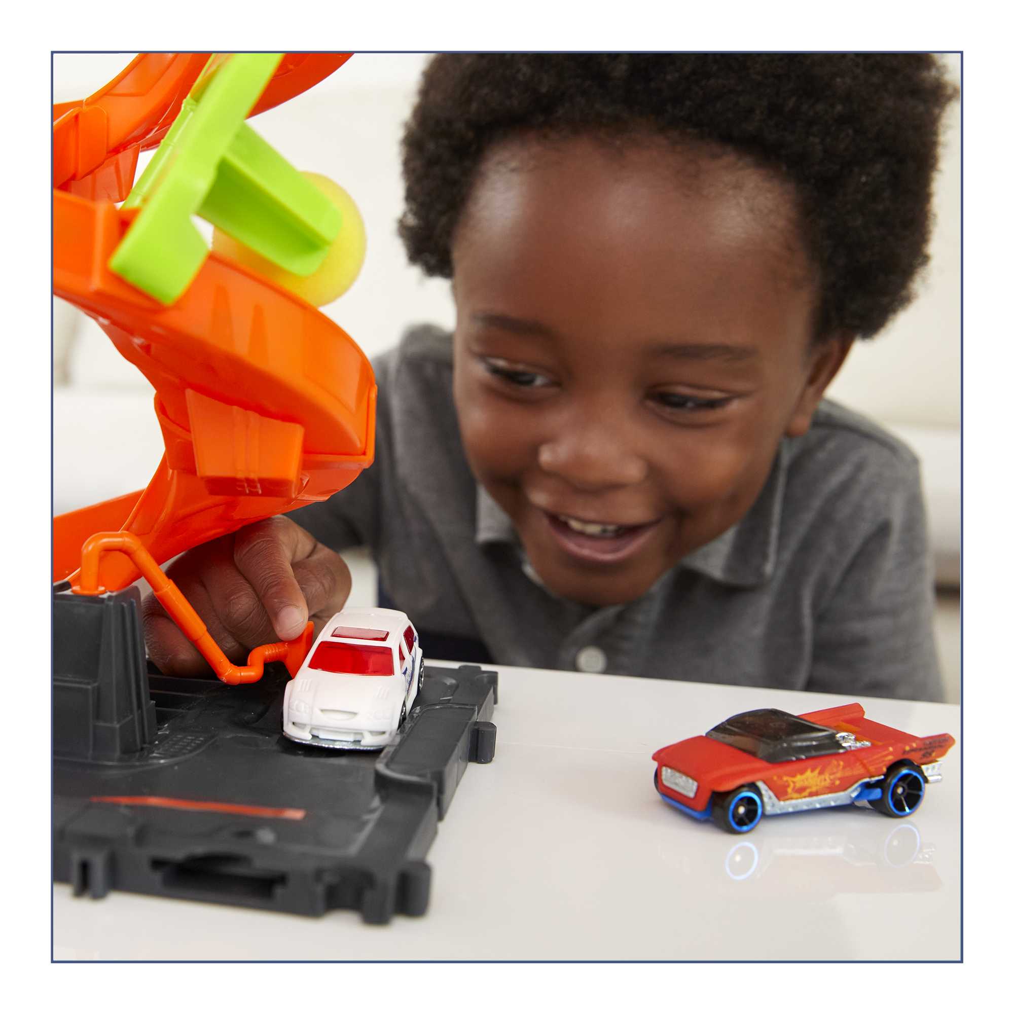 Hot Wheels City Pista de Brinquedo Lava-rápido Mega Torre - Image 2