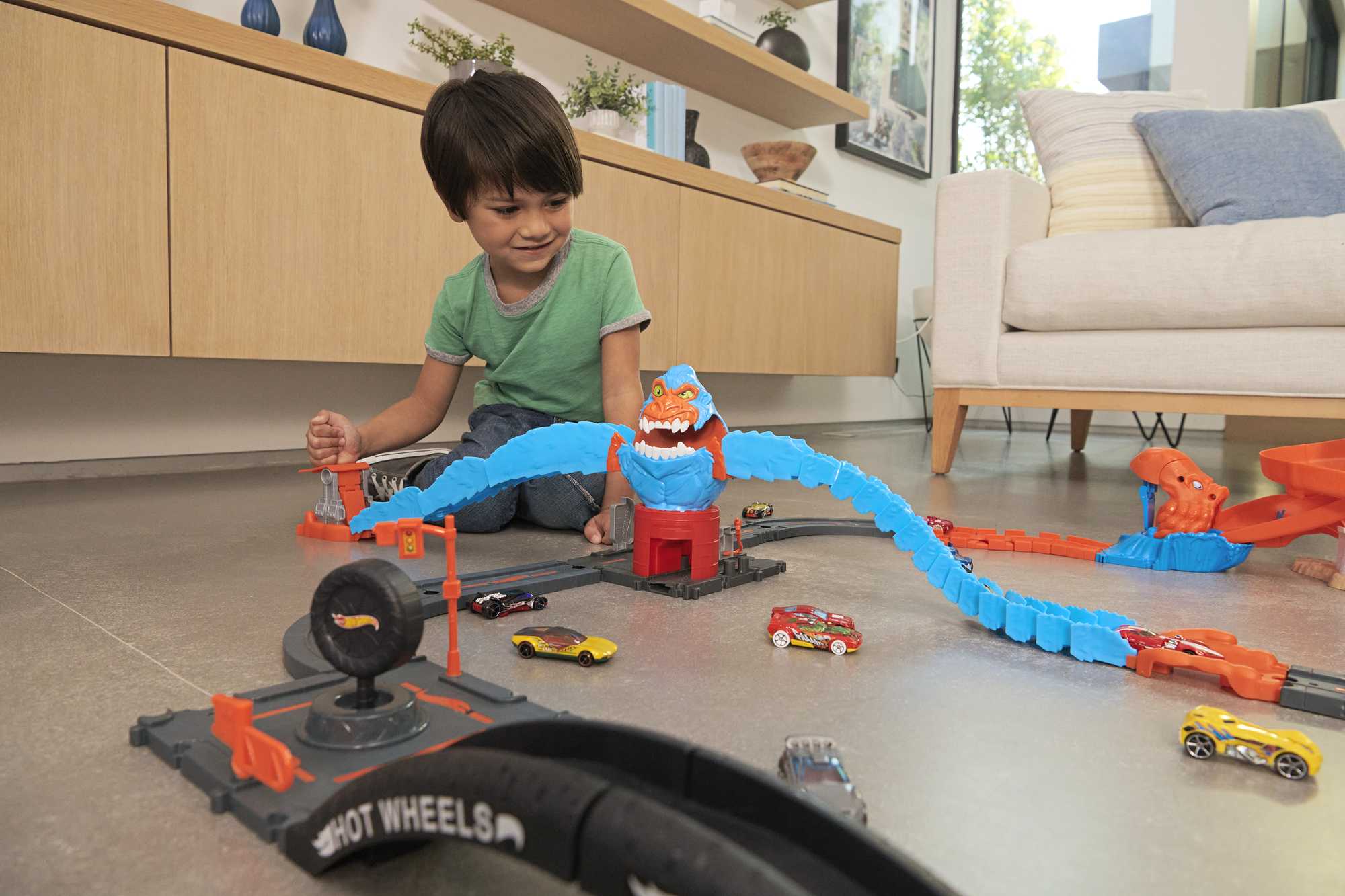 Hot Wheels City Pista de Brinquedo Nêmesis Gorila - Image 2