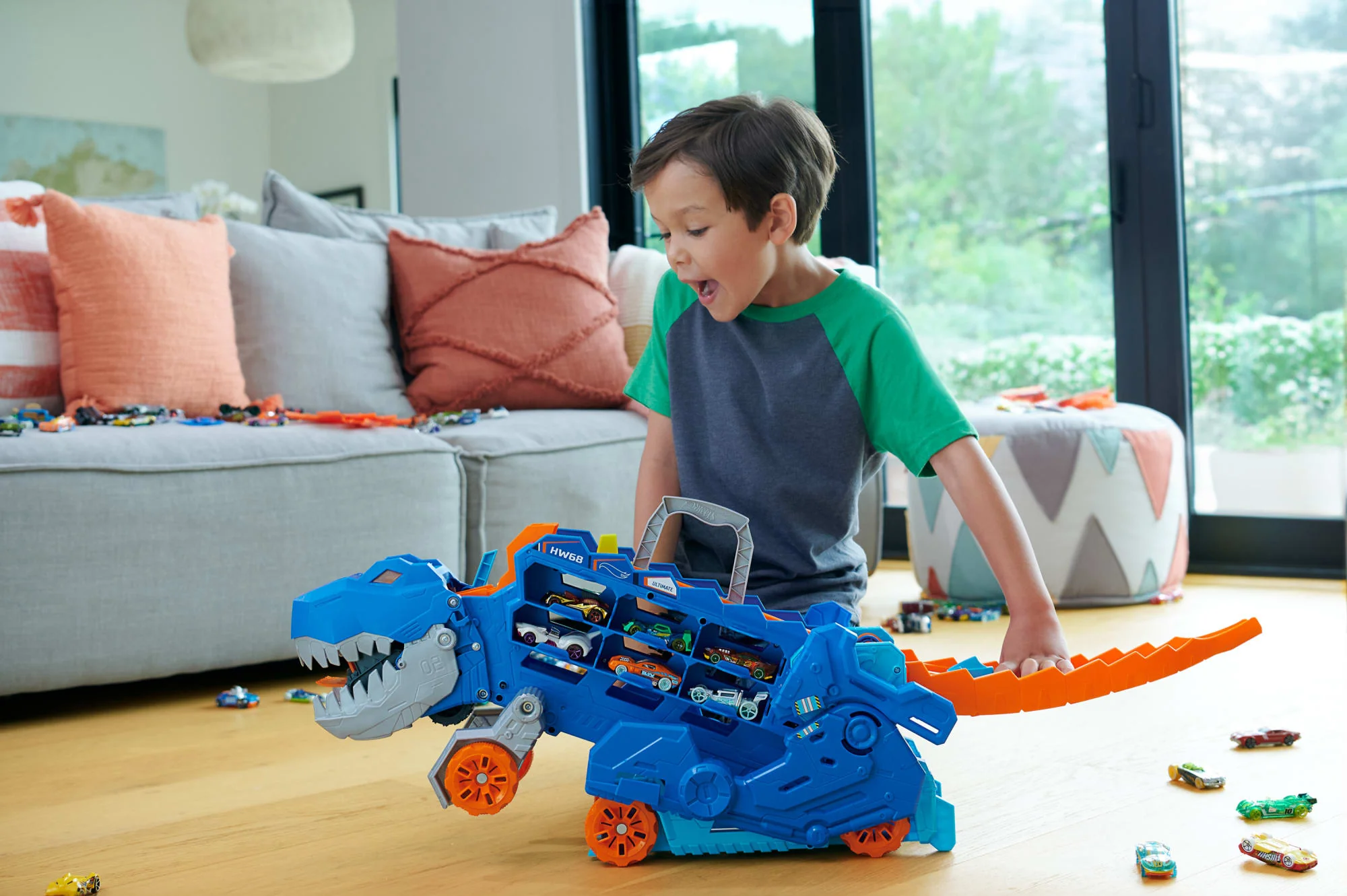 Hot Wheels City Pista de Brinquedo Super Reboque de T-Rex - Image 2