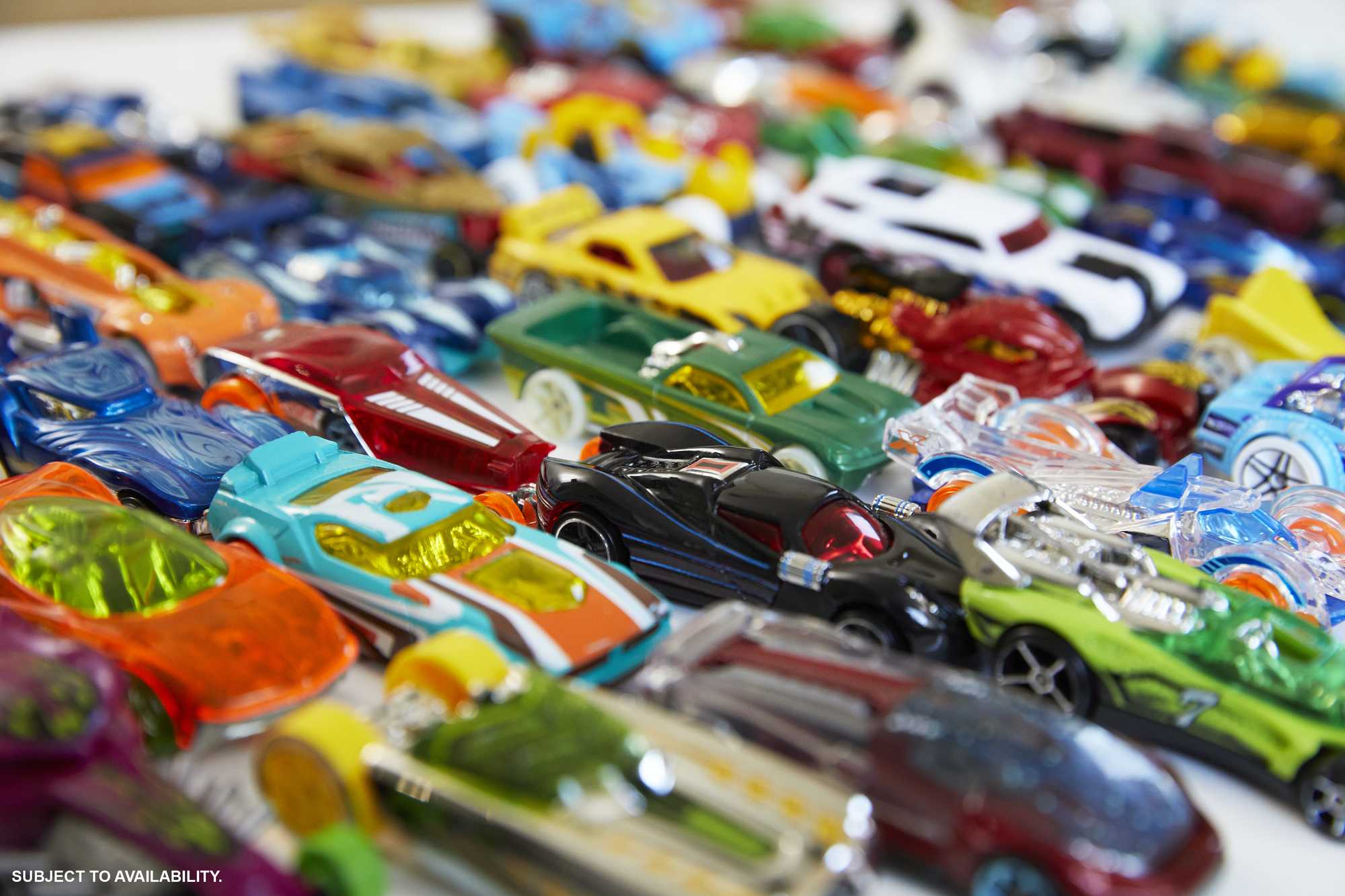 Hot Wheels Diecast Vehículo de Juguete Paquete Sorpresa de 20 Autos - Image 5