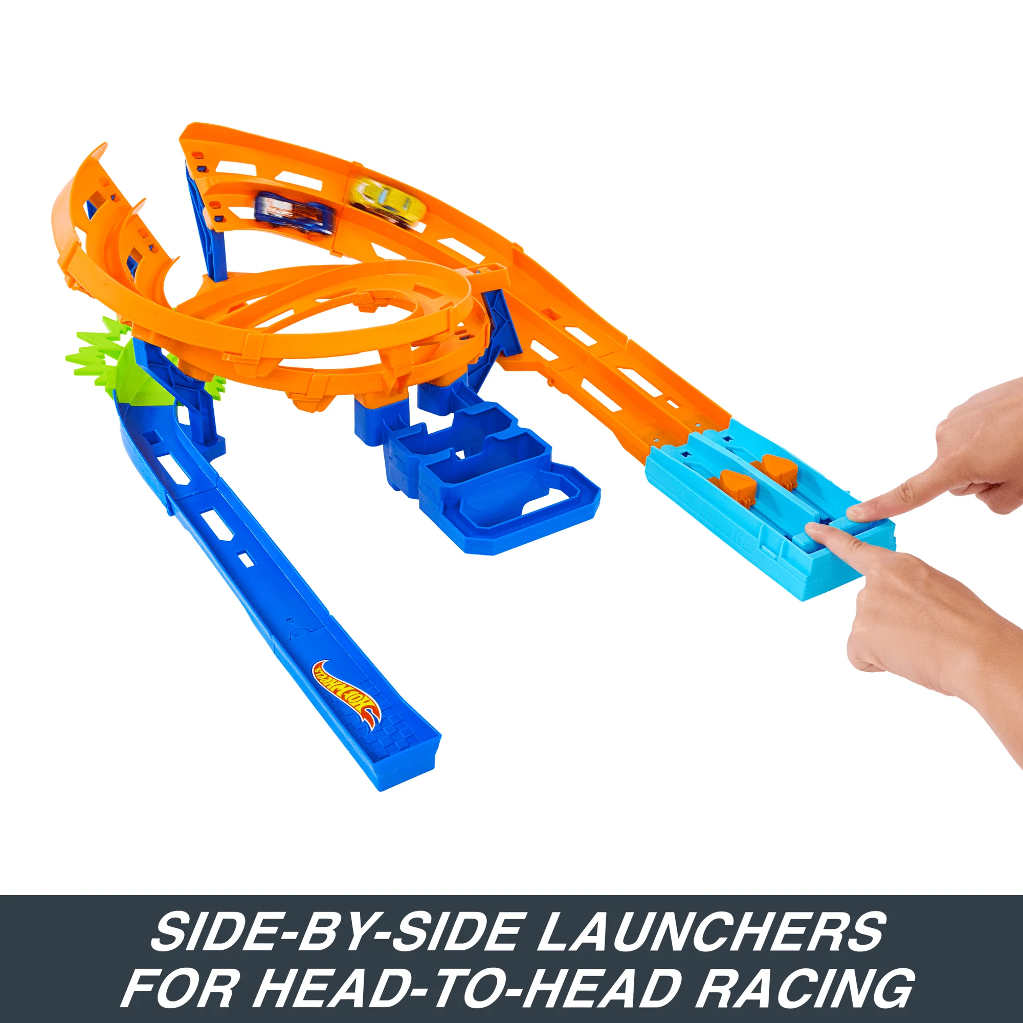Hot Wheels Whip Around Raceway, 2 Toy Cars in 1:64 Scale, Storage - Image 3