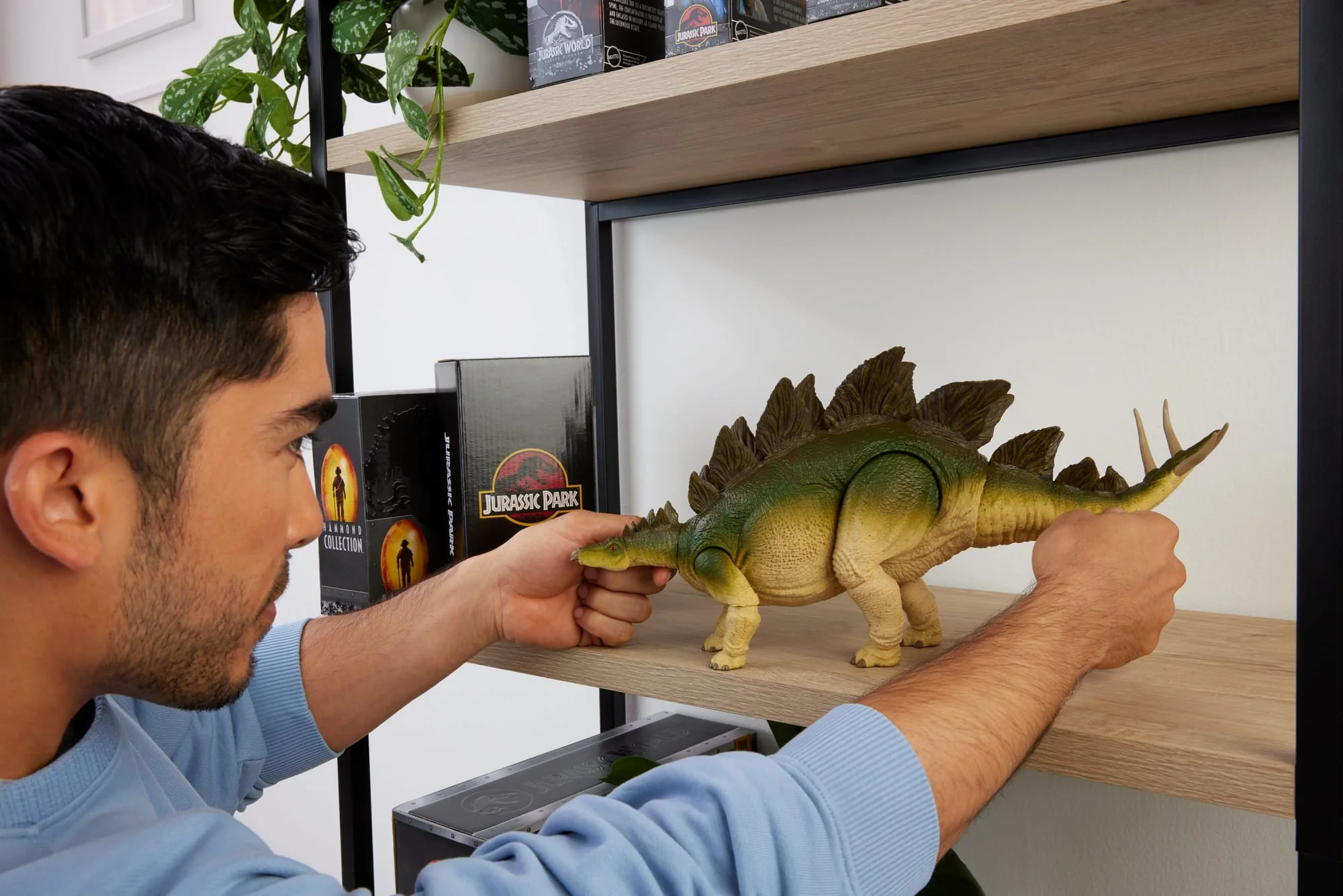 Jurassic World Hammond Collection Dinosaurio de Juguete Stegosaurus - Image 2