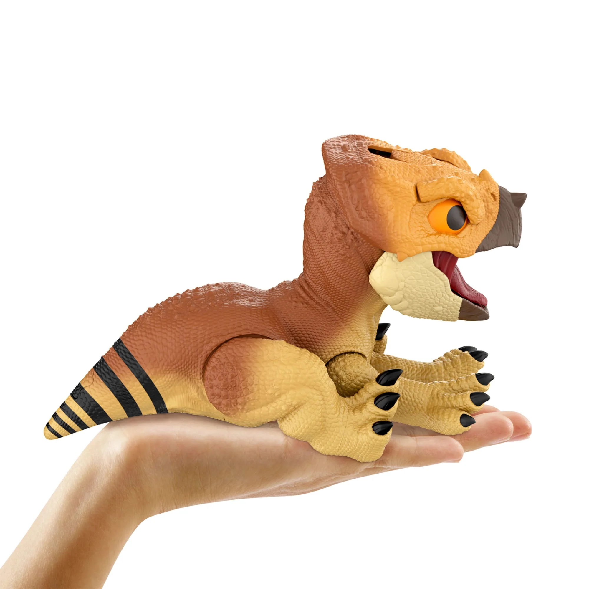 Jurassic World Rebirth Primal Protector Aquilops Dolores Interactive Dinosaur Toy, Attack & Sounds - Image 5