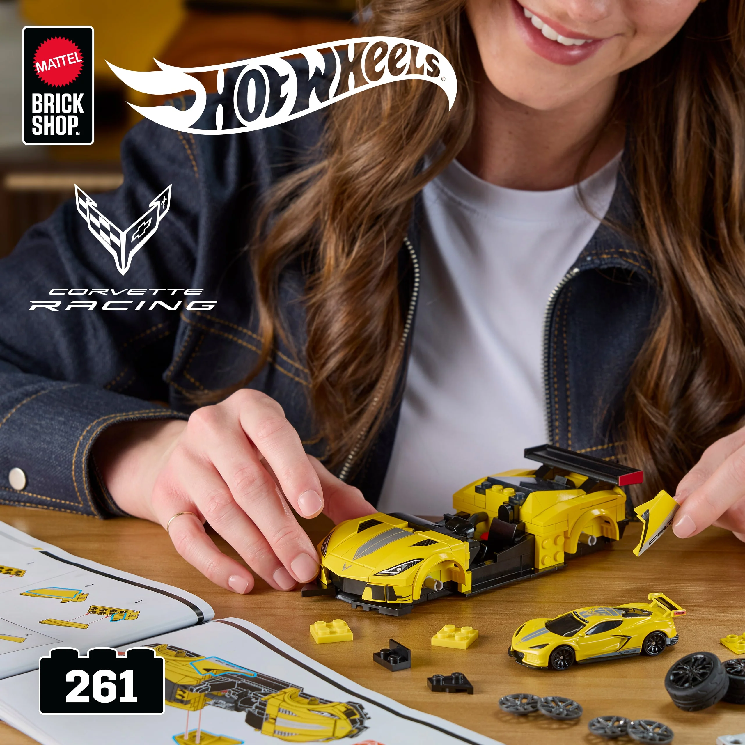 Mattel Brick Shop Hot Wheels ’20 Corvette C8.R Building Toy Kit (261 Pieces), For Collectors - Image 2