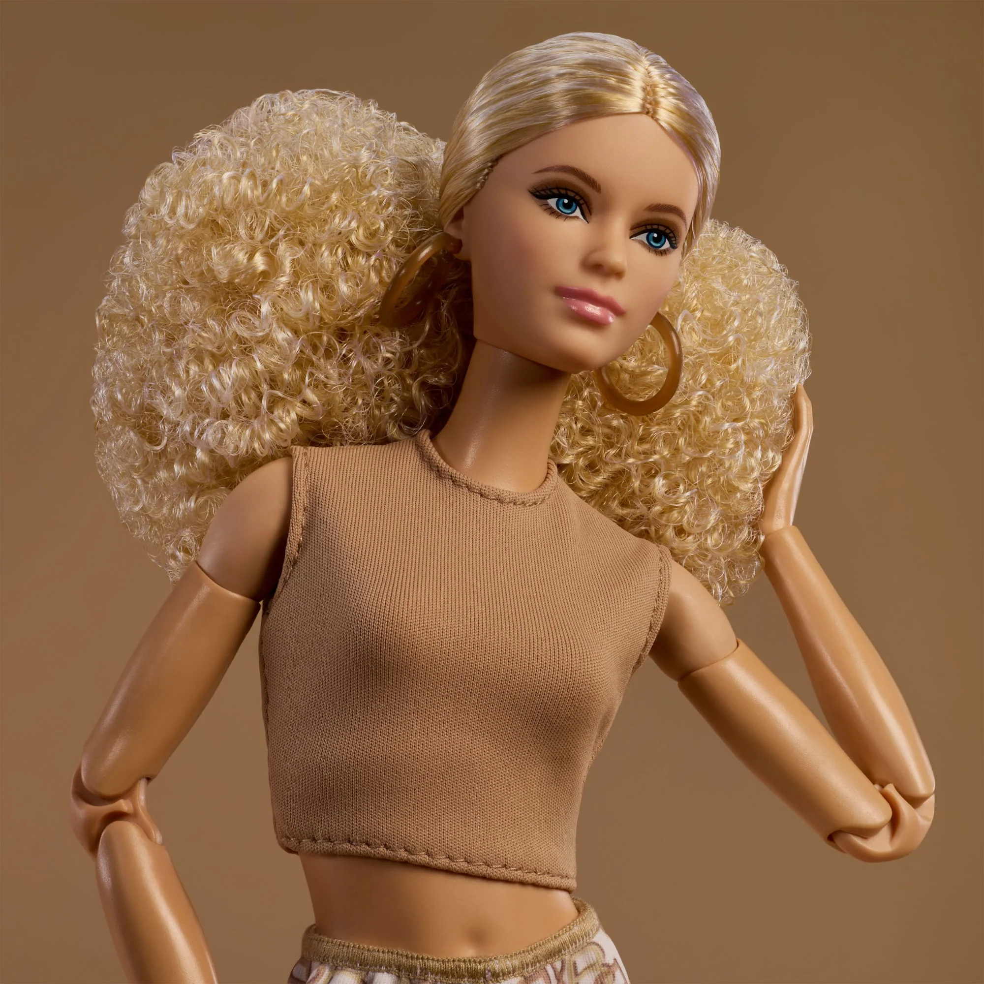 Barbie-Poupée Barbie Basics Modèle 07-Cheveux Blonds et Pantalon Blanc - Image 3