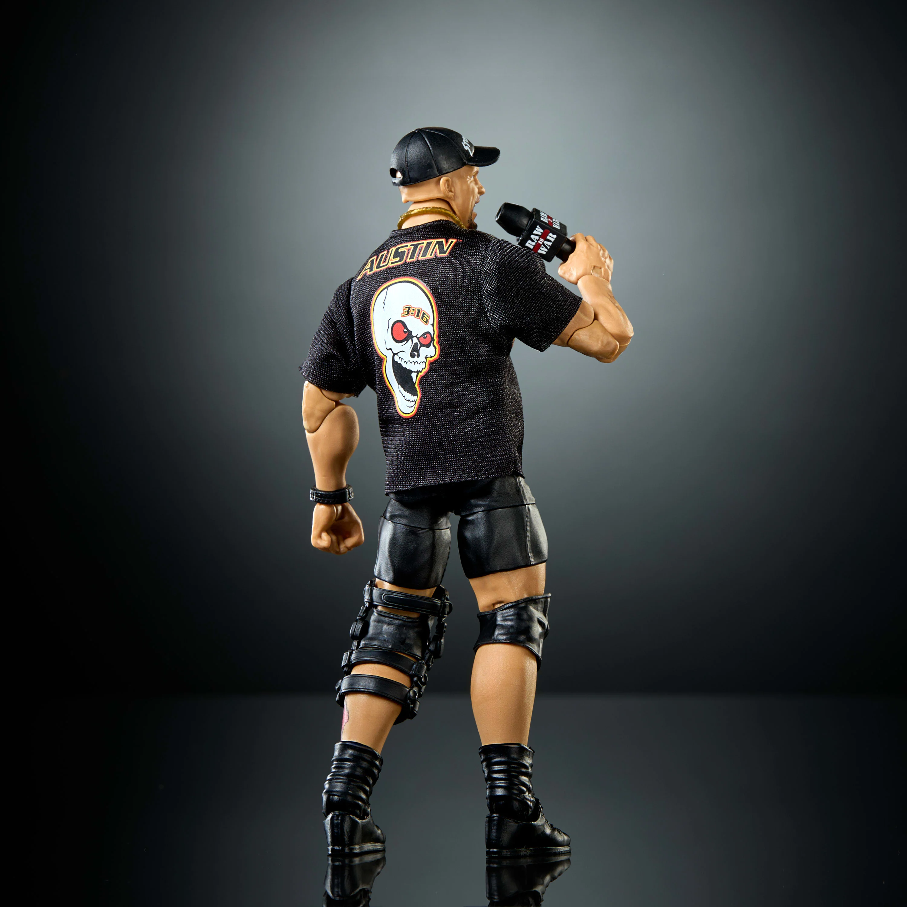 WWE Elite “Stone Cold” Steve Austin Action Figure, Series #122, 6-Inch Collectible With Accessories - Image 4