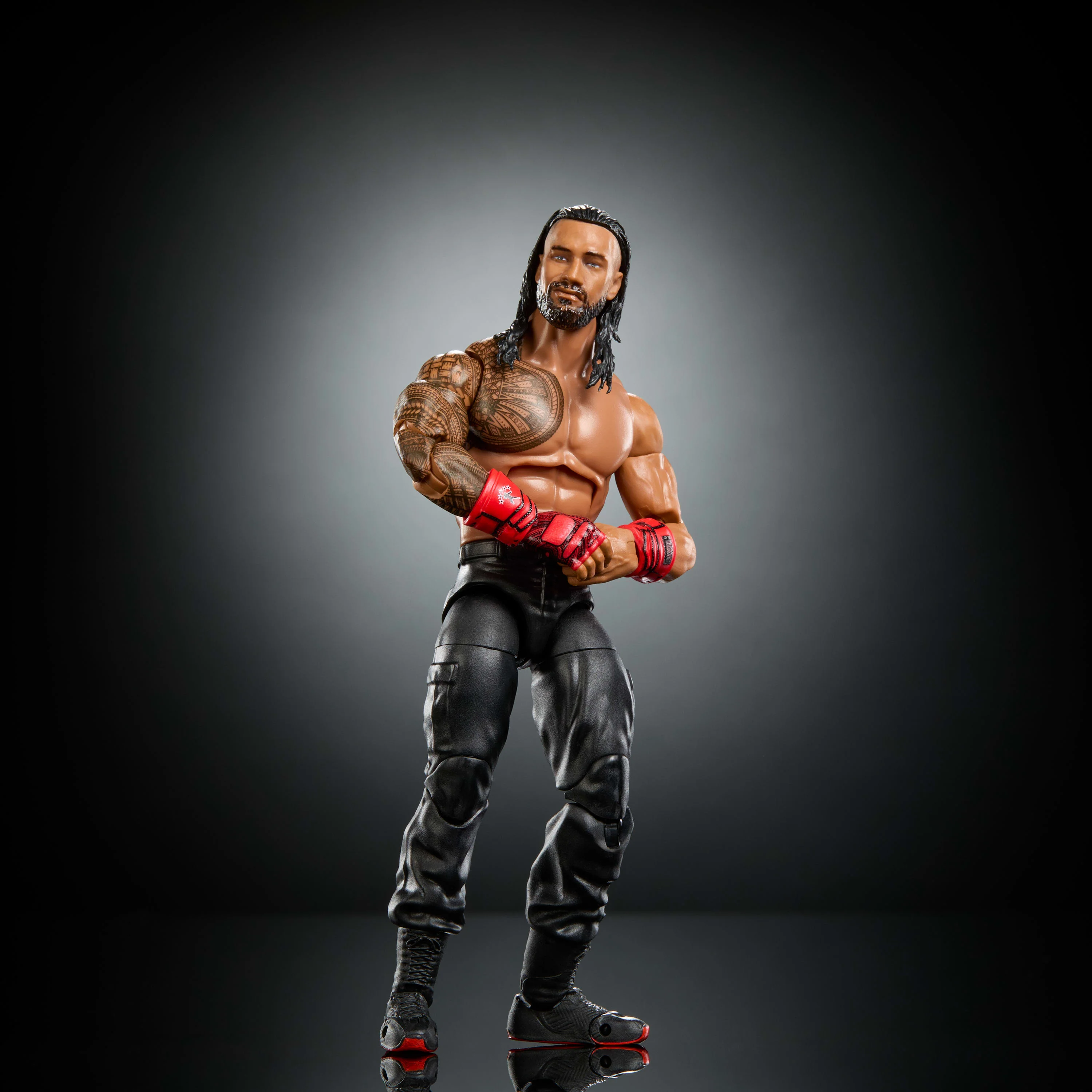 WWE Elite Collection Top Picks Roman Reigns Action Figure & Accessories, 6-inch Collectible Set - Image 3