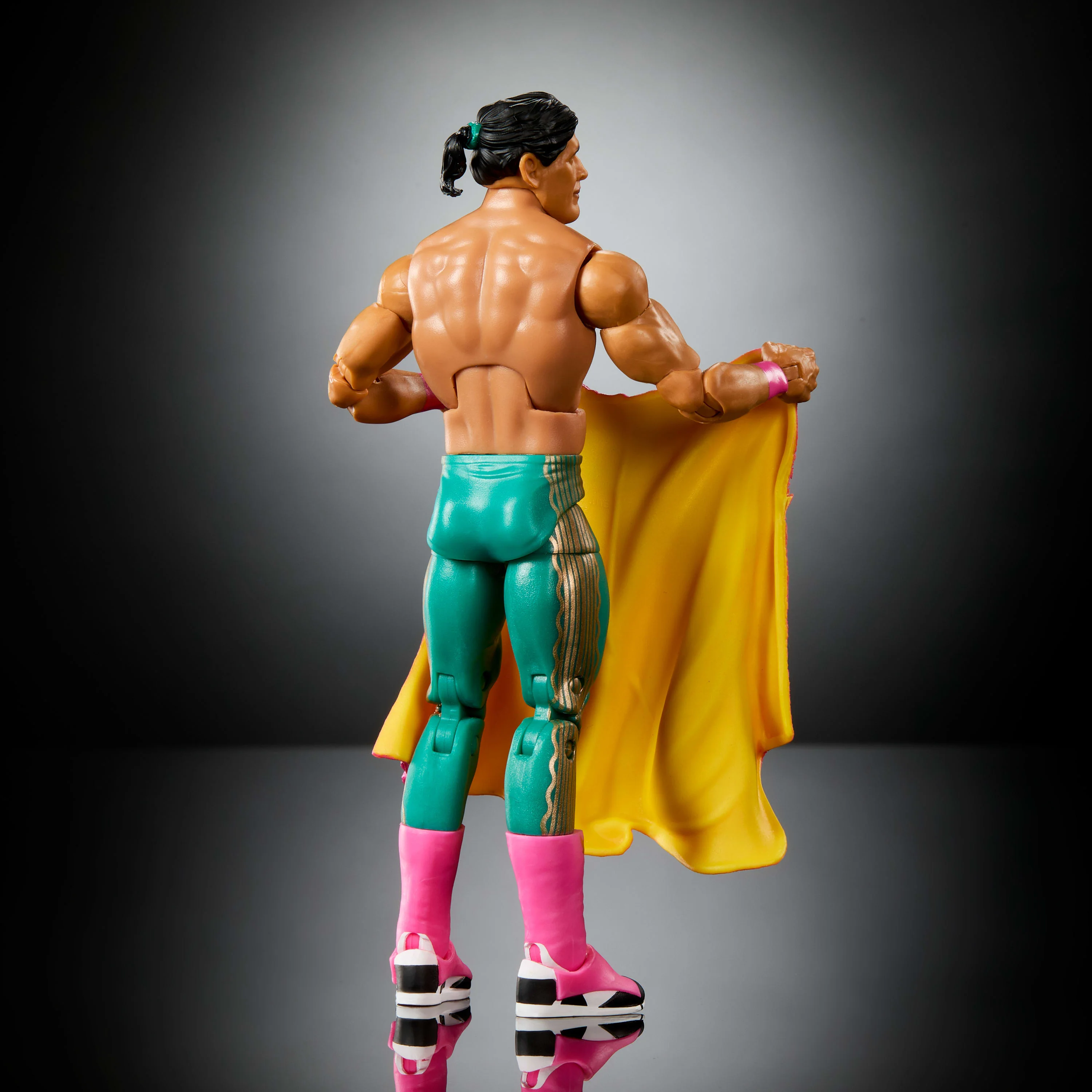 WWE Elite Legends El Matador Action Figure & Accessories, Series 31 6-Inch Collectible Set - Image 5